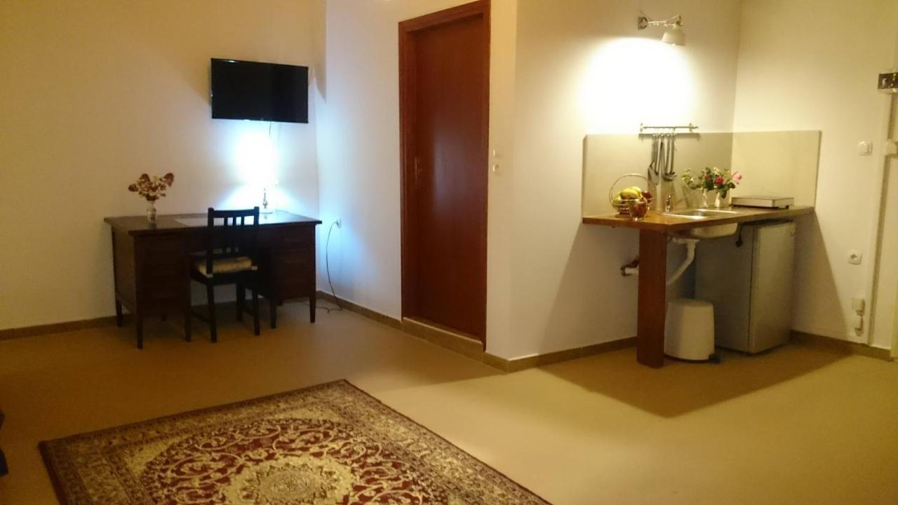 Bed and Breakfast Casa Patriko Perivolia  Экстерьер фото